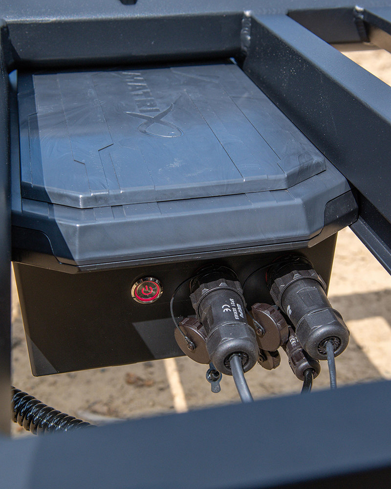 gst004_xrduraliteplatformpowerbarrow-10_inusejpg