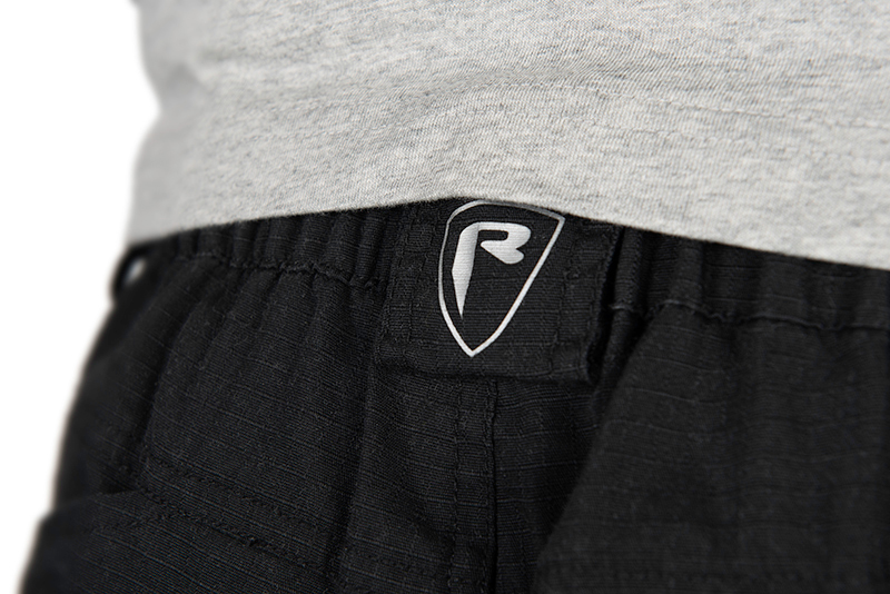 npr467_472_rage_combat_shorts_waist_logo_detailjpg