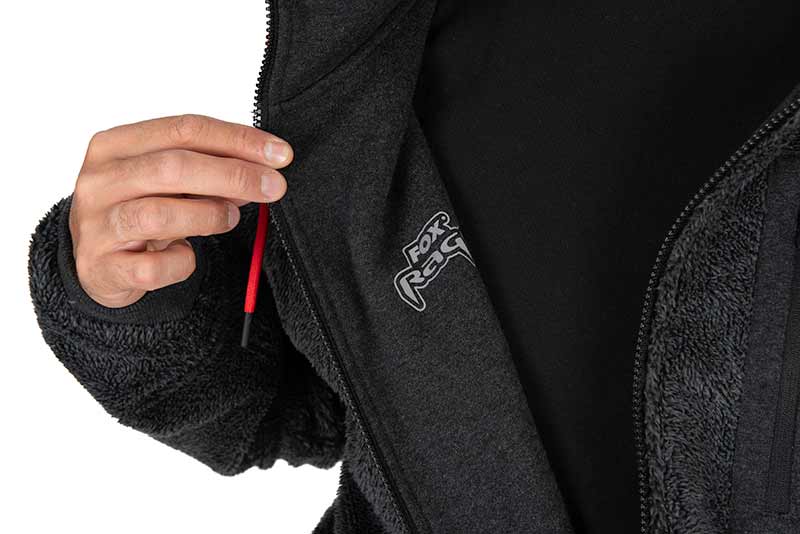 npr518_523_rage_sherpa_reversible_hoody_reversed_inside_logo_detailjpg