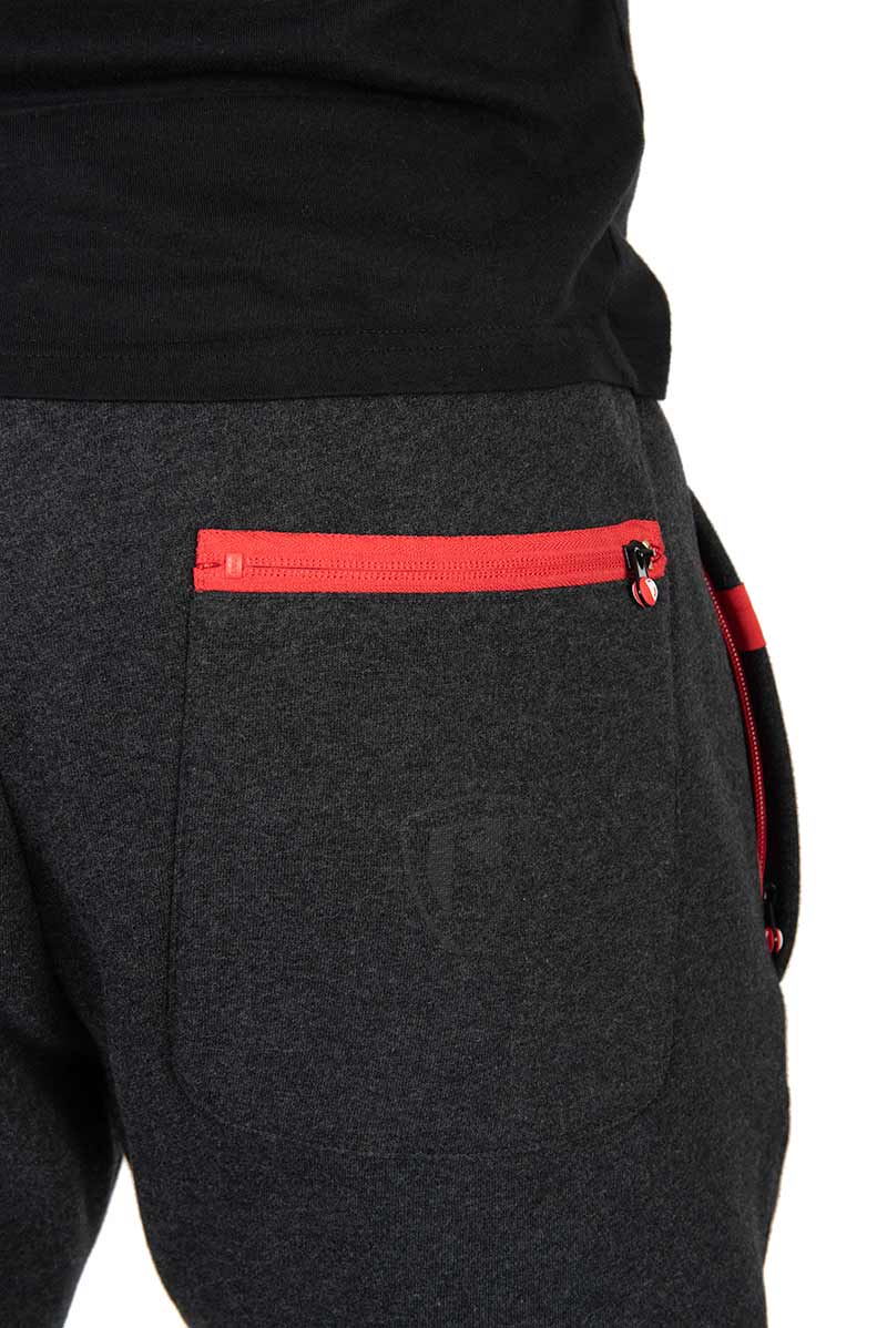 npr524_529_rage_sherpa_joggers_back_pocket_detailjpg