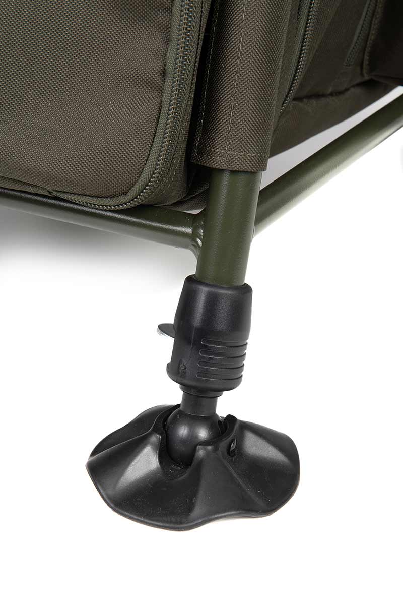 flu013_rage_predator_ruck_chair_foot_1jpg