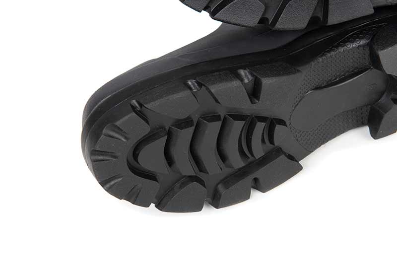 nfw035_040_rage_neoprene_lined_wellies_tread_2jpg