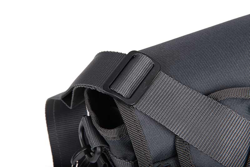 nlu147_rage_messenger_bag_adjustable_carry_strapjpg