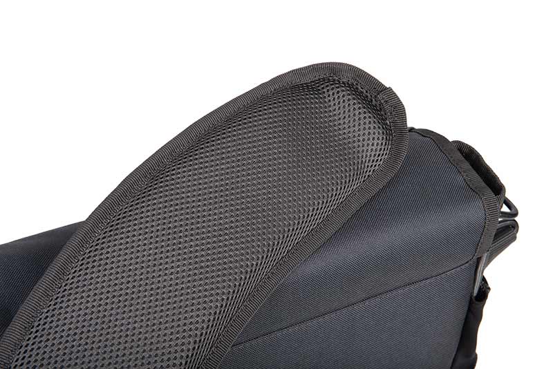 nlu147_rage_messenger_bag_padded_strap_2jpg