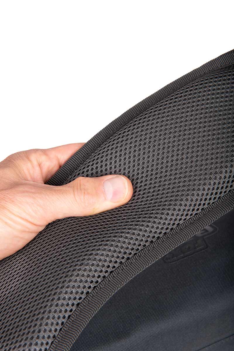 nlu147_rage_messenger_bag_padded_strapjpg
