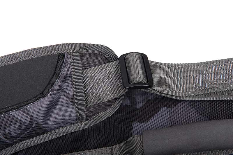 nlu148_rage_camo_voyager_large_carryall_adjustable_carry_strapjpg
