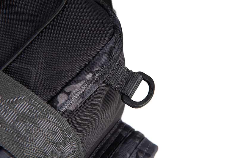 nlu151_rage_voyager_medium_tackle_bag_hanging_loopjpg