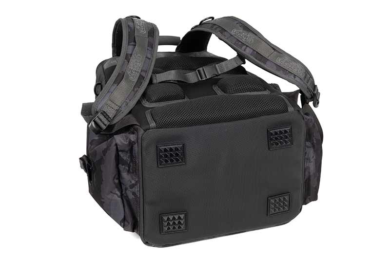 nlu153_rage_camo_voyager_rucksack_basejpg