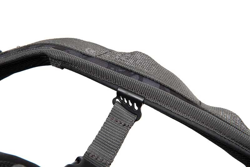 nlu153_rage_camo_voyager_rucksack_padded_adjustable_strapjpg