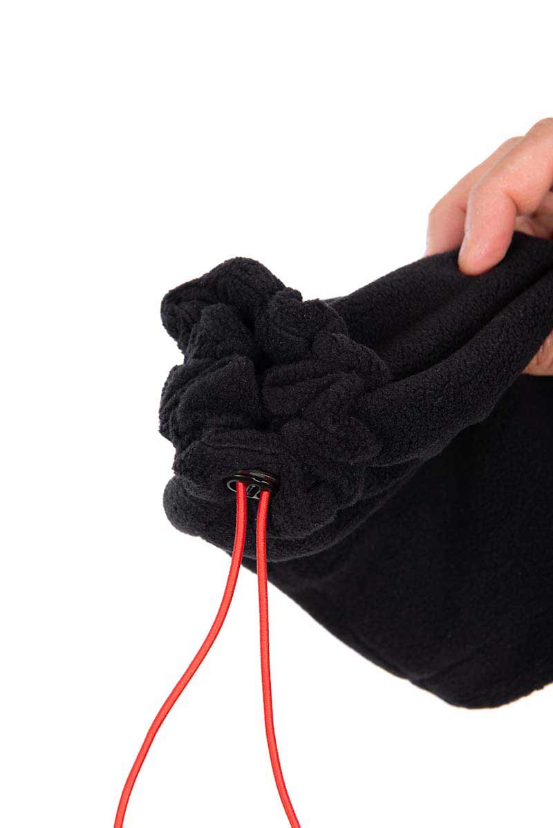npr651_rage_wear_fleece_snood_toggle_detail_3jpg