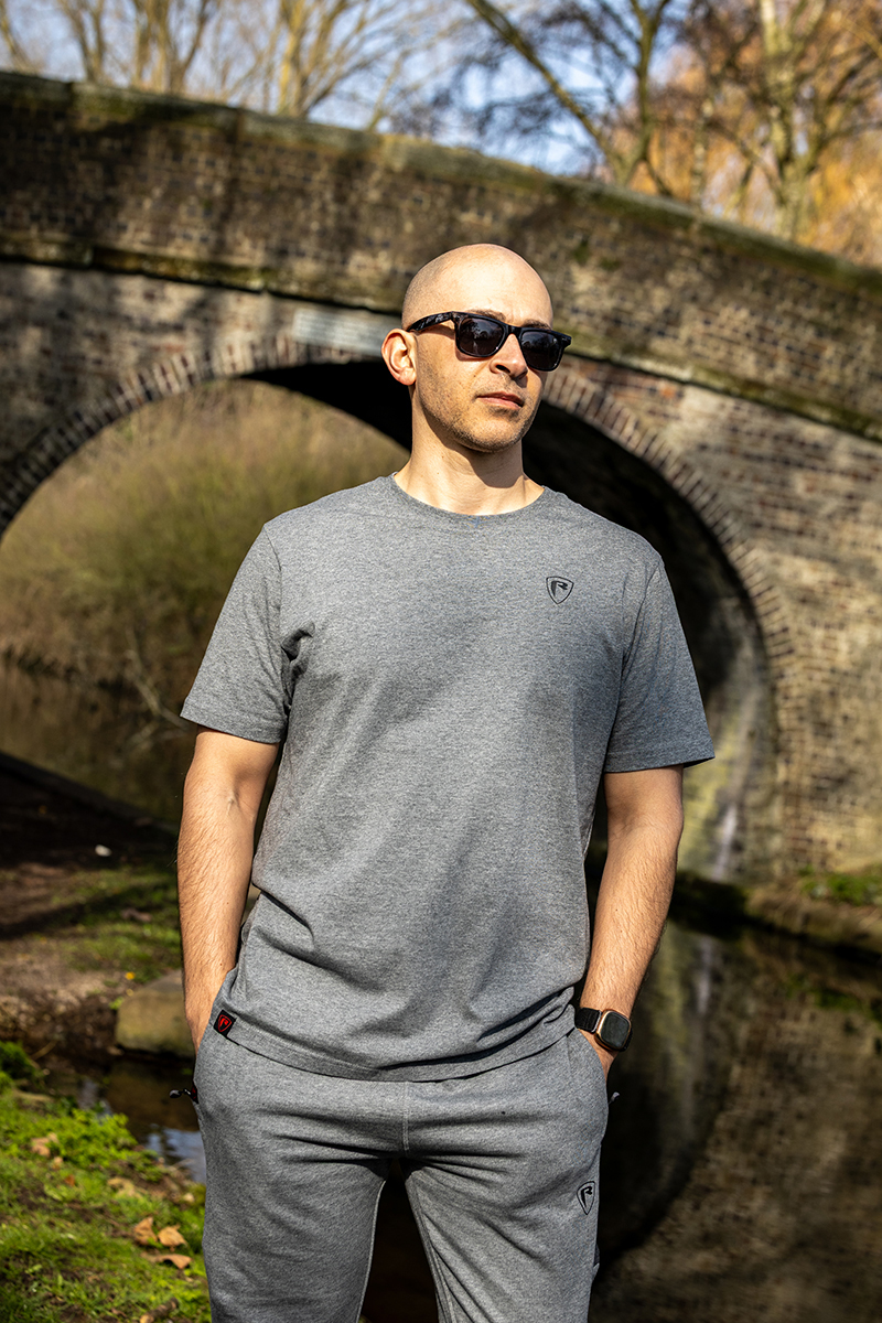 _npr670-675_rage-voyager-grey-t-shirt_mainjpg