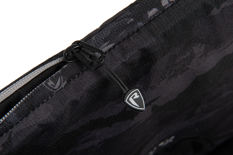 nlu155_rage_voyager_camo_xl_mat_zip_detail_3jpg